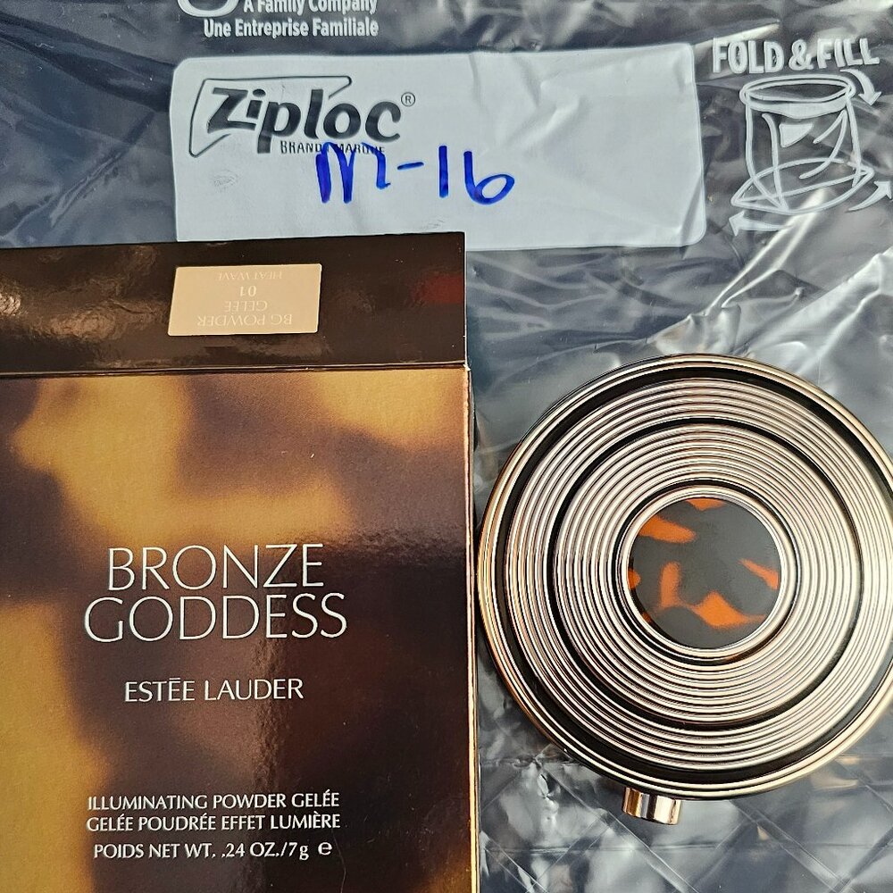 ESTEE LAUDER BRONZE GODDESS ILLUMINATING POWDER